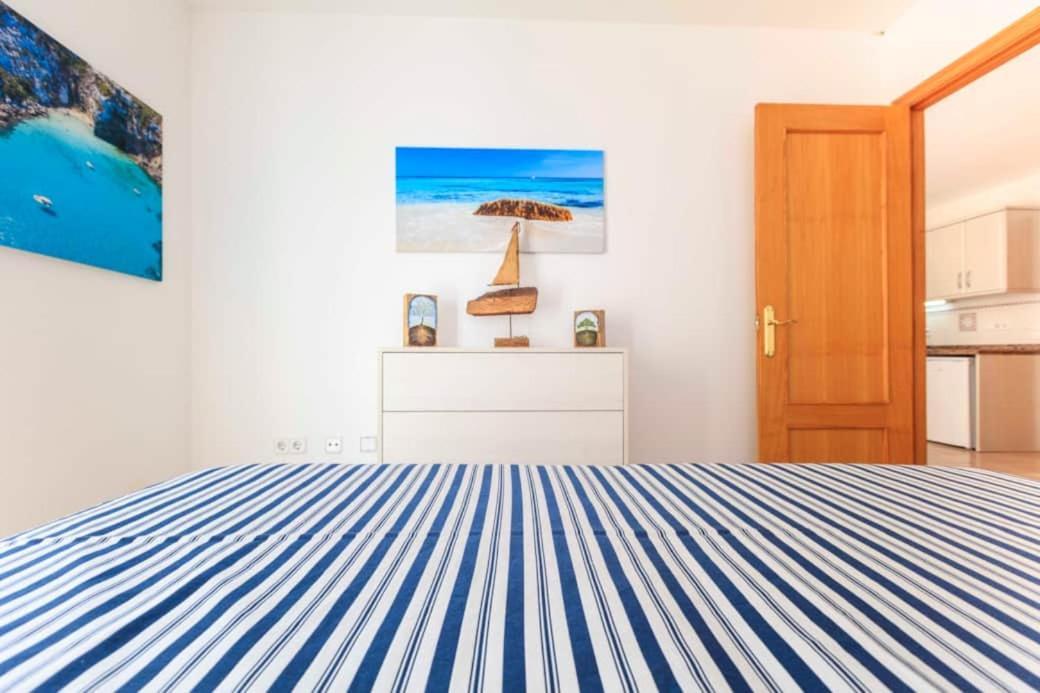 Apartamentos Sa Varadero 3S Con Vista Mare Laterale Es Pujols Dış mekan fotoğraf